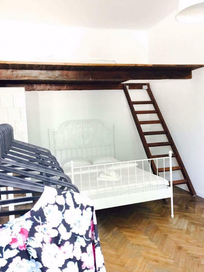 Przestrzenny Apartament W Centrum Krakowa. Buitenkant foto